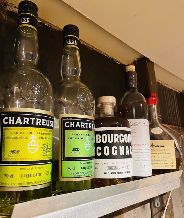 péniche bar à vin sur angers